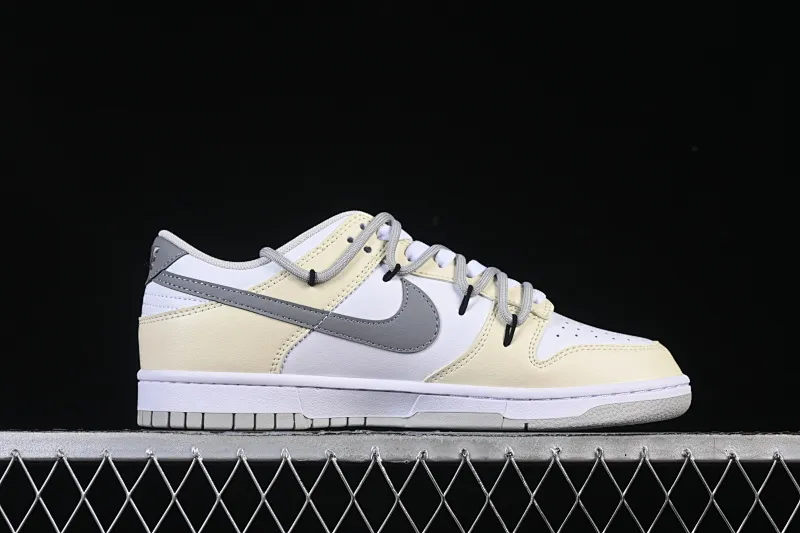 All categories Nk SB Dunk Series Nk SB Dunk Low High-end customized low-top sneakers Nike SB Dunk Low straps low-top casual sneakers HF5441-105